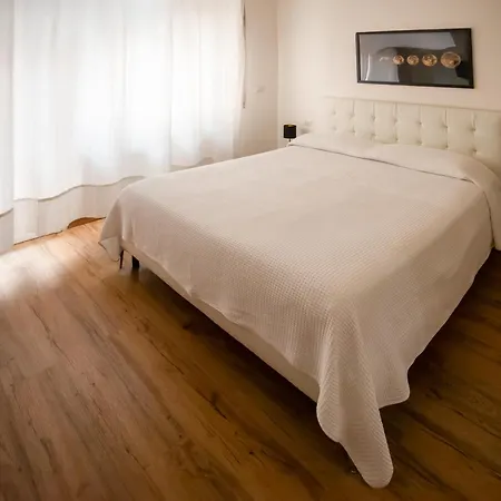 2 Passi Da Bed and breakfast