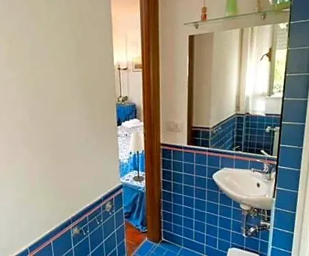 2 Passi Da Bed & Breakfast
