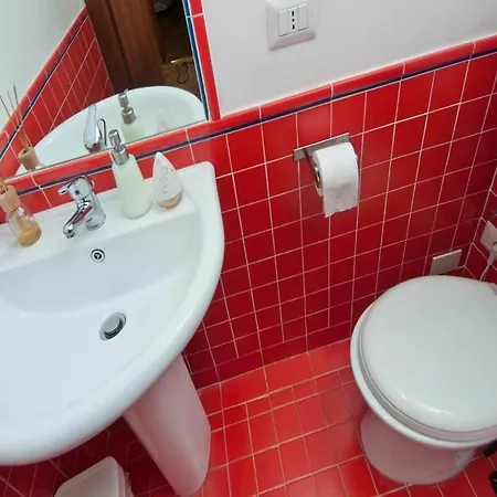 2 Passi Da Bed & Breakfast Rome