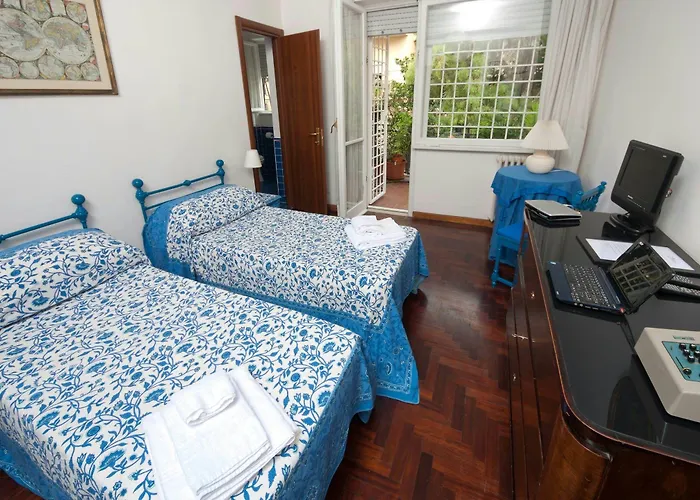 2 Passi Da Bed and breakfast 3*