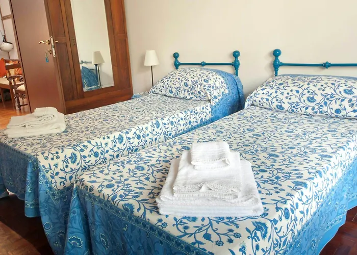 2 Passi Da Bed and breakfast Roma