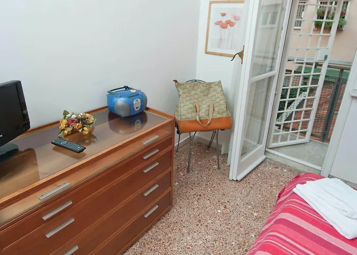 Bed and breakfast 2 Passi Da Roma