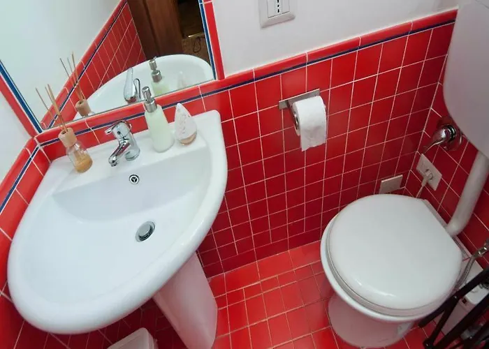 2 Passi Da Bed and breakfast Roma